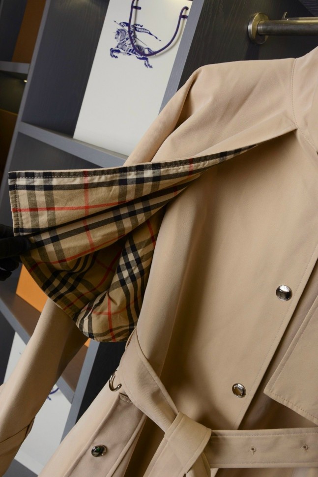 Тренч Burberry 