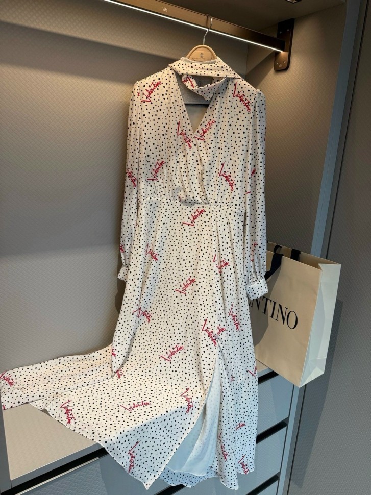 Платье Valentino