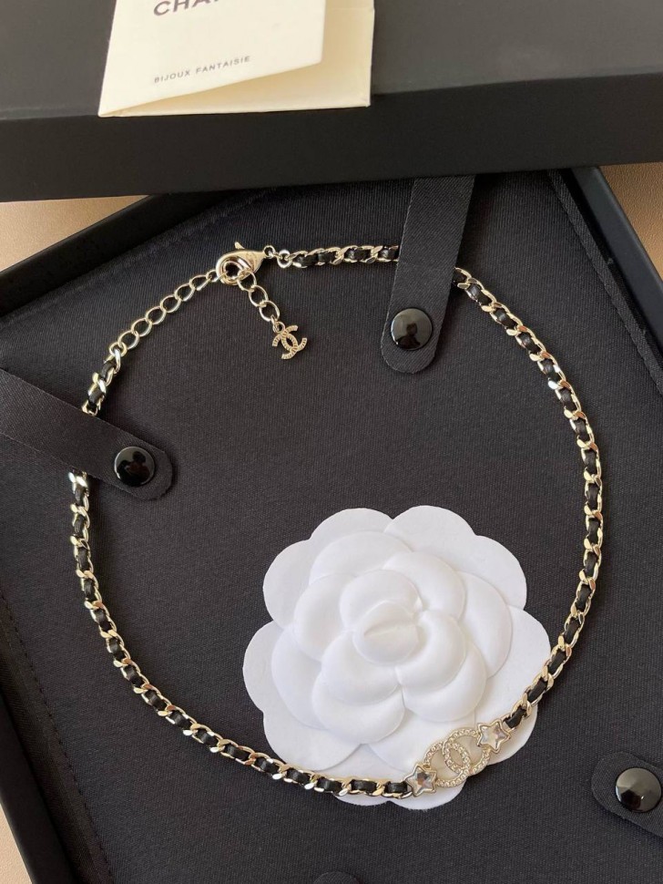 Колье Chanel Fall-Winter 2025/26